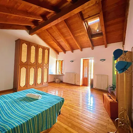 Ferienhaus Casa Tra Monferrato & Langhe Vista Vigneti Sant'Andrea (Piedmont)