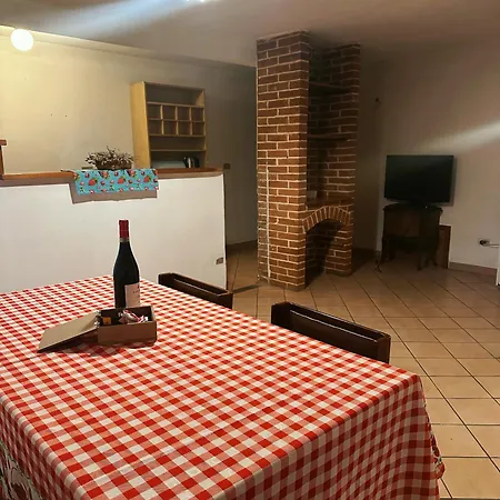 Casa Tra Monferrato & Langhe Vista Vigneti Ferienhaus